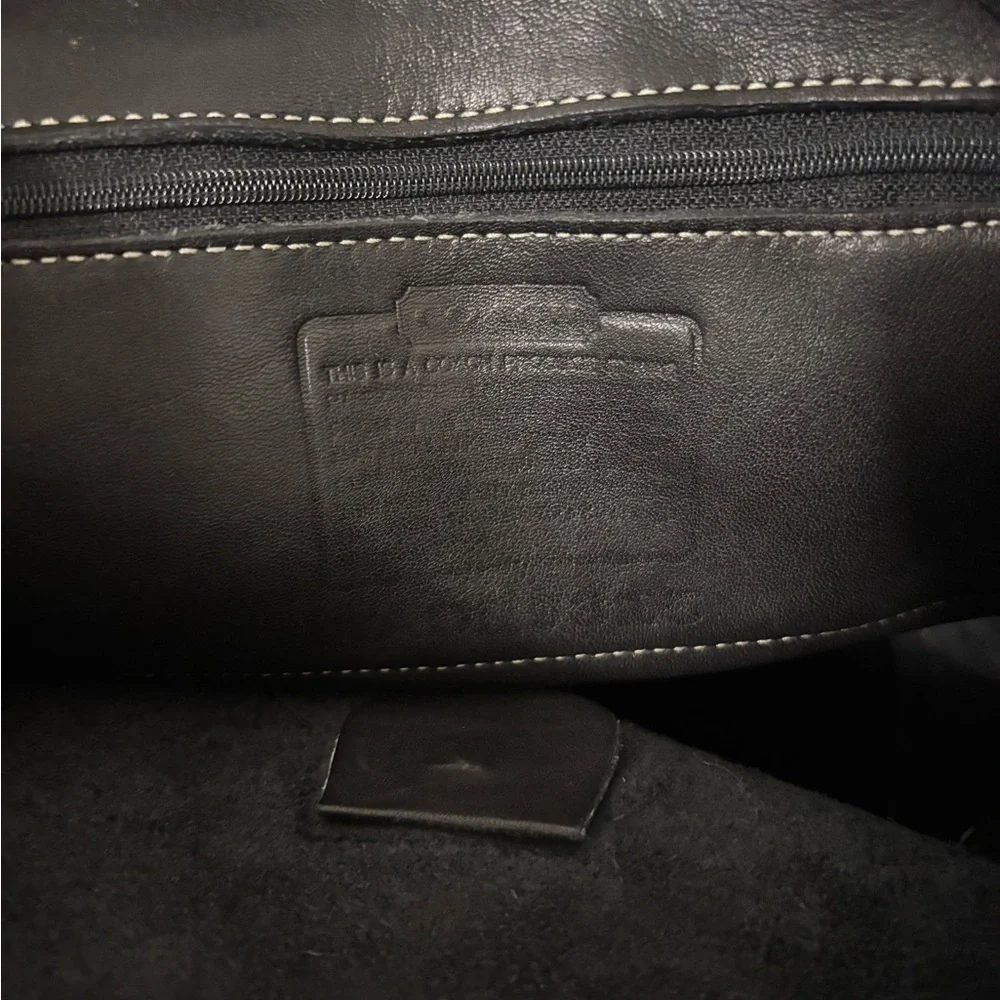 COACH 9315 Daypack Backpack Glovetanned Leather Black Vintage - Picture 6 of 6